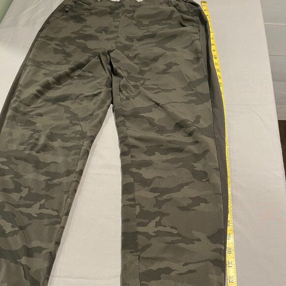 Athleta Camo Lined Jogger Size 6 - Picture 3 of 10